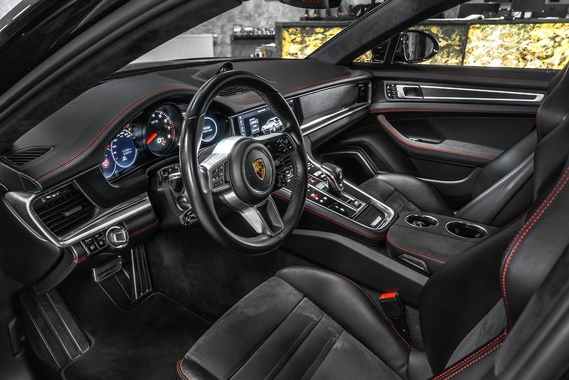 Porsche Panamera GTS PDLS+/BOSE/HUD/PASM/PANO/ - fotka 11 z 27
