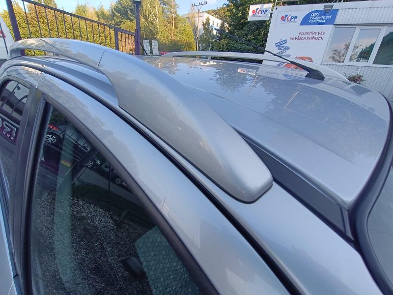 Suzuki SX4 1.6/88kW 4x4,Facelift,1majitel - fotka 13 z 31