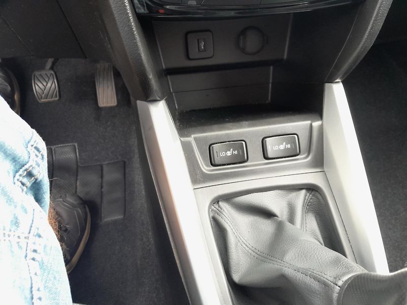 Suzuki Vitara 1,6 VVT Serviska 2x klíč - fotka 21 z 23