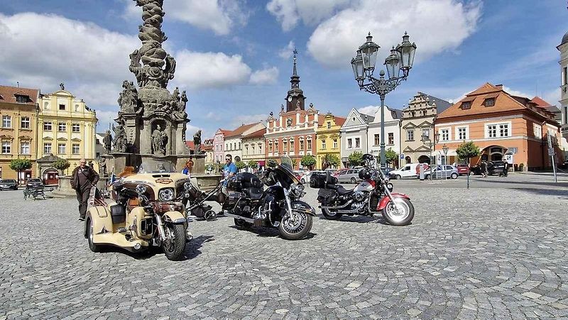 Motožehnání patří k tradicím vyznavačů silných strojů. O víkendu se ho zúčastnilo 120 motorek a sedm tříkolek.