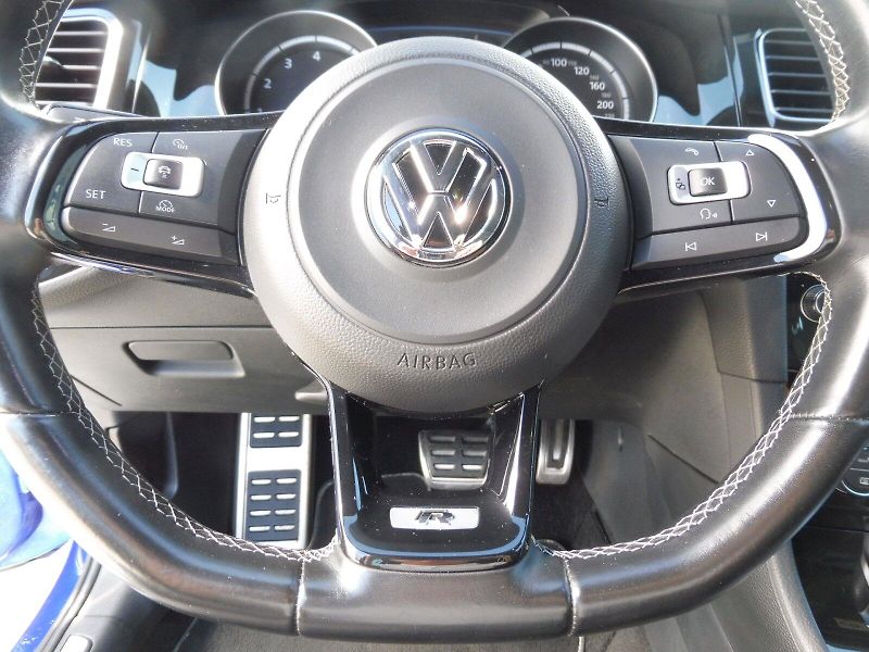 Volkswagen Golf Variant (2016) R 2,0 TSI 221kW DSG 4MOTION - fotka 10 z 29