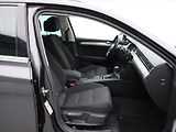 Volkswagen Passat 2,0 TDI 110kW DSG LED 1.Maj - náhled 13
