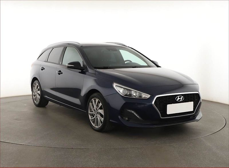 Hyundai i30 (2019) 1.4 T-GDI, Automat, Navi - fotografie inzerátu