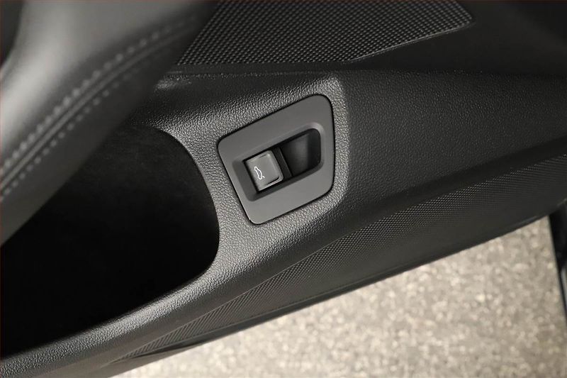 Volkswagen Passat (2016) 2.0 BiTDI, 4X4, Automat - fotka 9 z 17