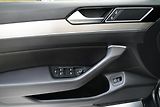 Volkswagen Passat - náhled 12