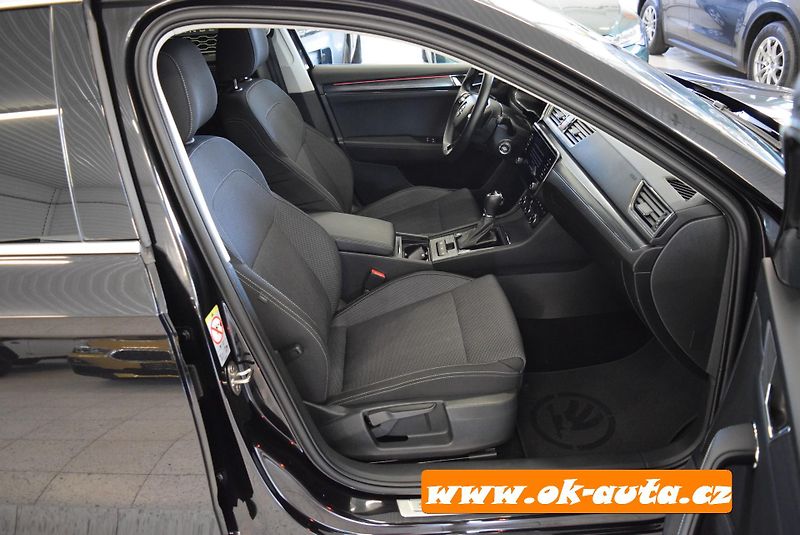 Škoda Superb 2.0 TDI STYLE MATRIX DSG    - fotka 17 z 66