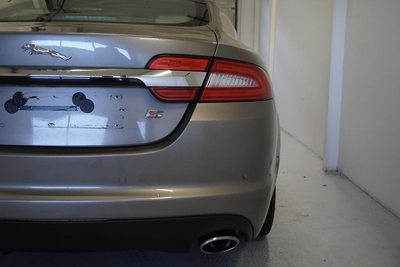 Jaguar XF 3.0D 202kW S-PORTFOLIO - fotka 8 z 34
