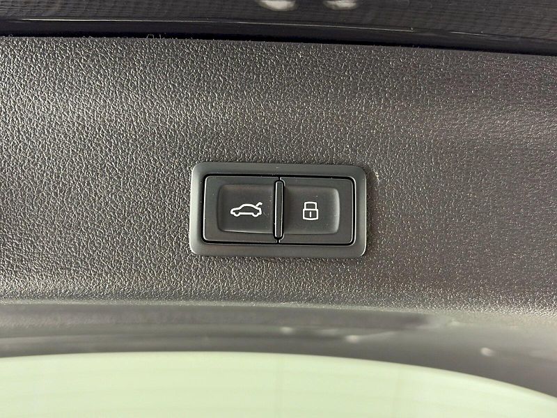 Audi S6 (2024) Avant 3.0 TDI 253kW Quattro ZF - fotka 43 z 44