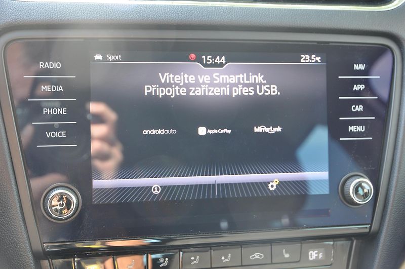 Škoda Octavia III 1.6TDi 85kW KOMBI  - fotka 17 z 24