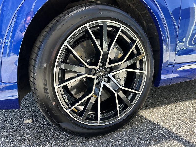 Audi SQ8 4.0 TDI V8 quattro B&O CERAMIC - fotka 10 z 41