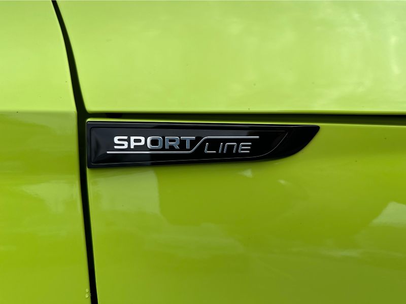 Škoda Octavia 1,5 TSI / 110 kW Sportline - fotka 23 z 24