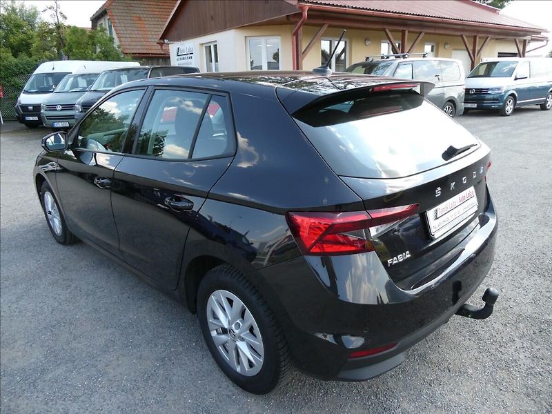 Škoda Fabia 1,0 TSi 70kW závěs,tempomat - fotka 7 z 38