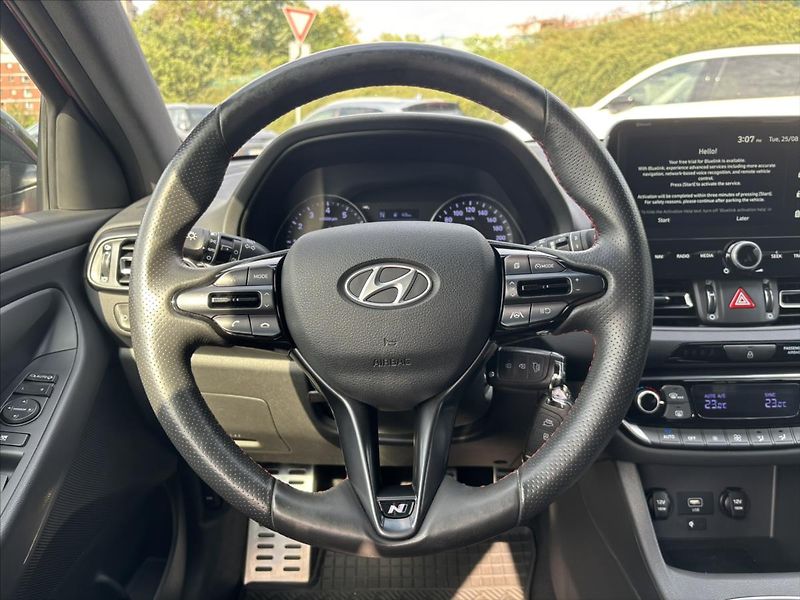 Hyundai i30 1,5 TGDi N-Line TOP STAV TAŽNÉ - fotka 17 z 47