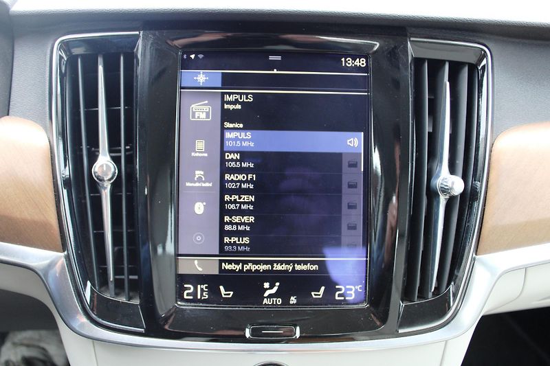 Volvo S90 (2017) 2.0d KŮŽE NAVI KLIMA LED 4x4 - fotka 25 z 29