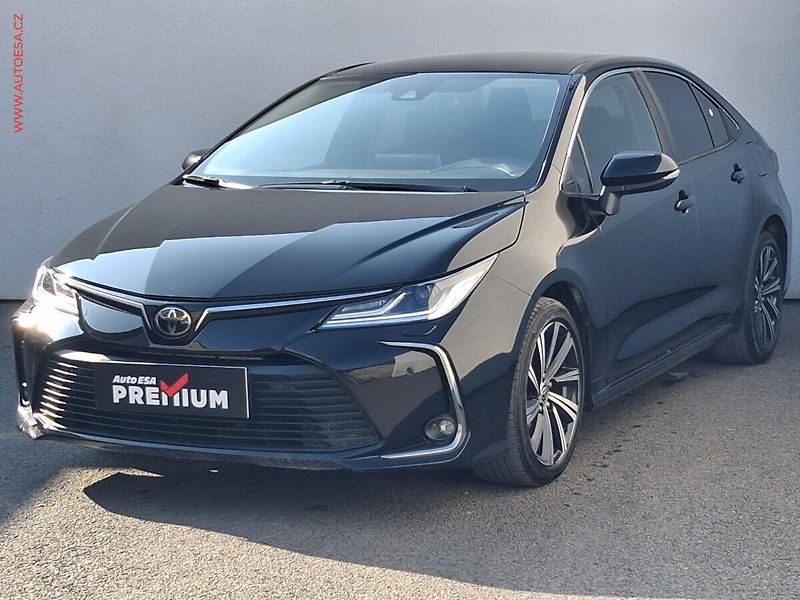 Toyota Corolla (2022) 1.5 i, 2.maj,ČR, Comfort, AT - fotka 3 z 16