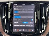 Volvo XC60 2,0 T8 AWD Recharge Plus Dark - náhled 38