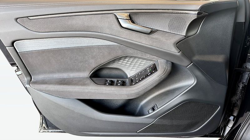 Audi A6 TDI q S-Line Tech Pro Vzduch - fotka 14 z 25