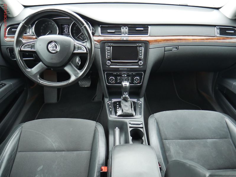 Škoda Superb (2013) 2.0 TDi 4x4, ČR, Elegance - fotka 8 z 22