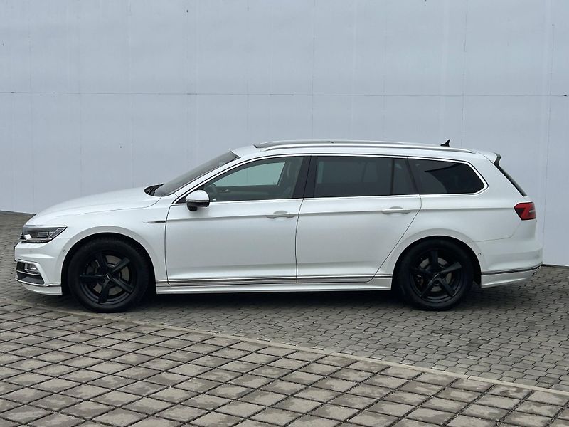 Volkswagen Passat Highline R-line DSG 4MOTION 2, - fotka 3 z 28