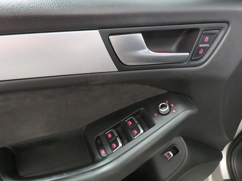 Audi Q5 - fotka 12 z 24