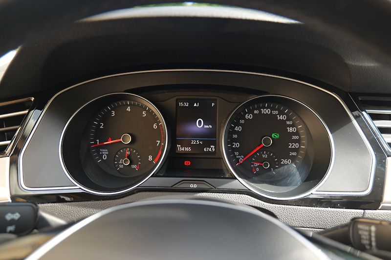 Volkswagen Passat - fotka 20 z 35