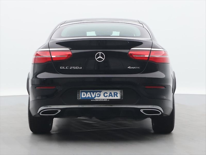 Mercedes-Benz GLC 2,1 250d 150 kw 4MATIC CZ AMG - fotka 6 z 33