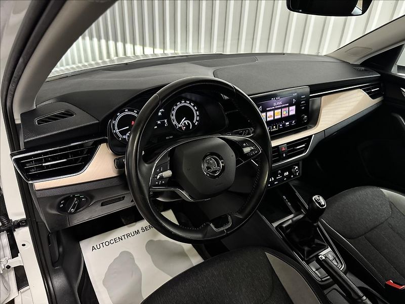 Škoda Scala 1.0TGI STYLE ACC 2XKOLA LED - fotka 15 z 37