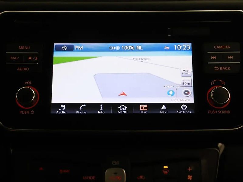 Nissan Leaf EV 110kW 40kWh 2.ZERO Edition - fotka 7 z 11