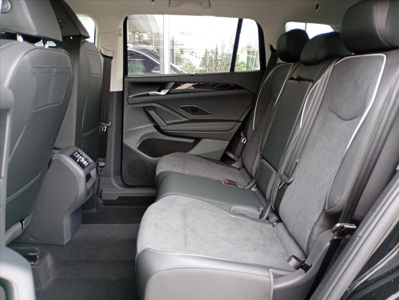 Volkswagen Tayron (2026) 2,0 TDI 110 kW 7DSG  Elegance - fotka 17 z 17