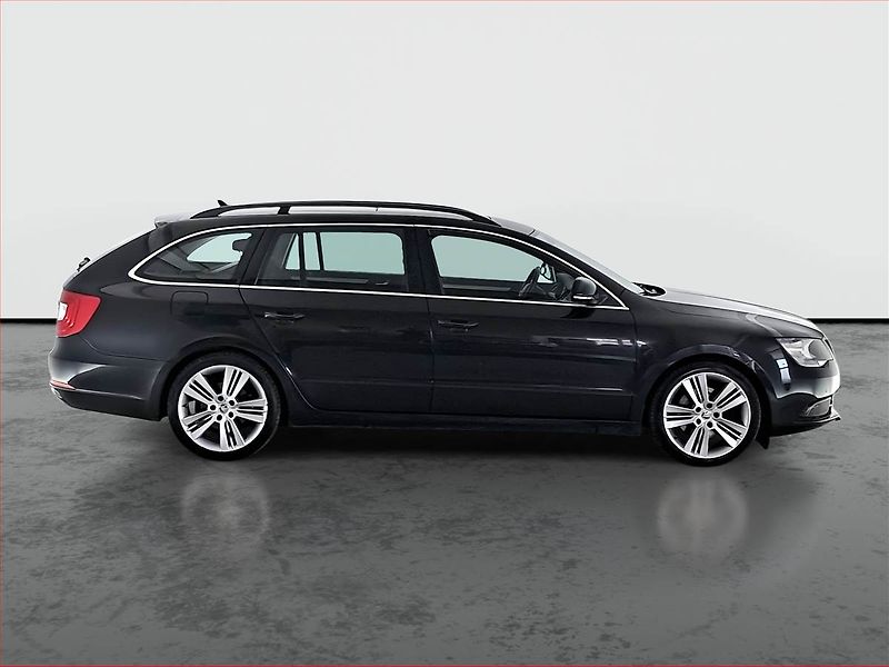 Škoda Superb (2014) Greenline 1.6 TDI, Navi - fotka 6 z 17