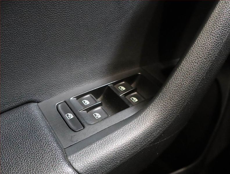 Škoda Octavia (2019) Style 1.5 TSI, Kůže, Navi - fotka 16 z 19