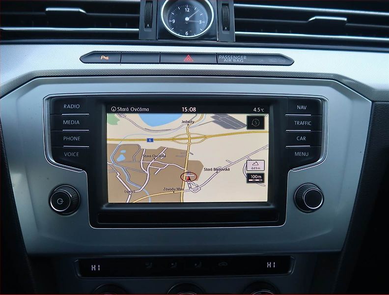 Volkswagen Passat (2015) Comfortline 1.6 TDI, Navi - fotka 15 z 15