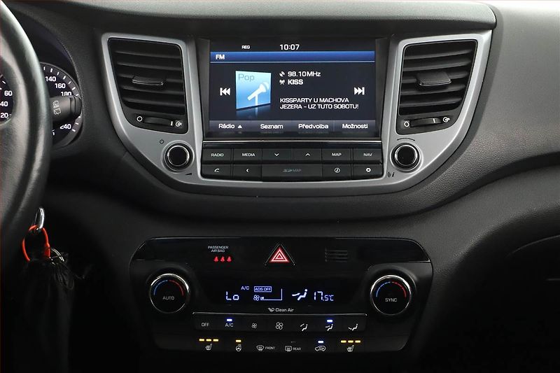 Hyundai Tucson (2016) 1.7 CRDi, Navi, Tempomat - fotka 11 z 13