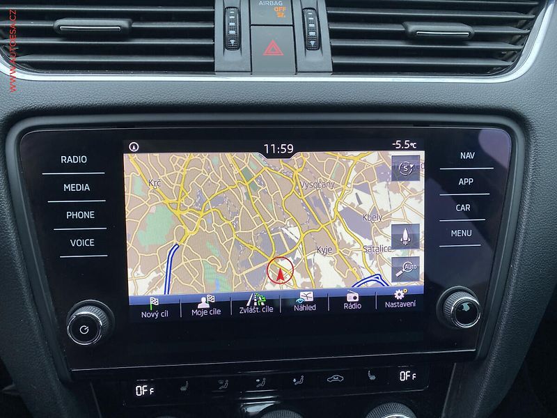 Škoda Octavia (2017) 1.6 TDi, Ambition, DSG - fotka 17 z 18