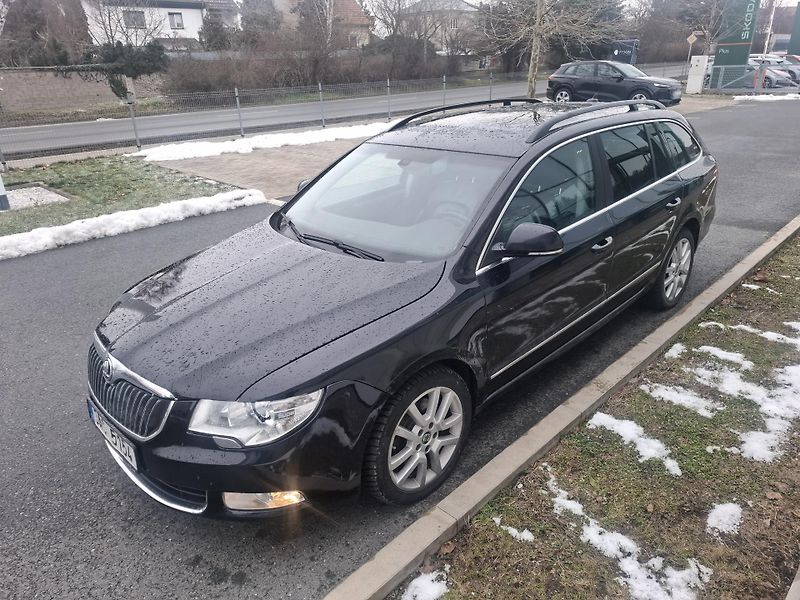 Škoda Superb (2011) II,2.0 TDI,125kW,1 maj - fotka 2 z 19