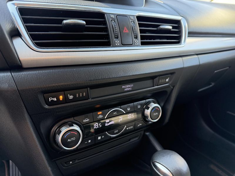 Mazda 3 (2014) 2.0i 88 kW/automat/revolution - fotka 18 z 19