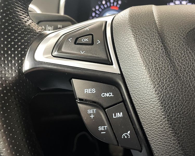 Ford S-MAX Titanium 2,0D 110kW 7 MÍST, ČR - fotka 16 z 28