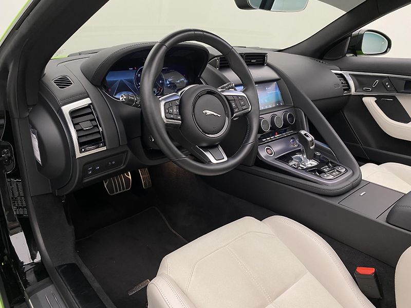 Jaguar F-Type P300 AUT CZ - fotka 3 z 47