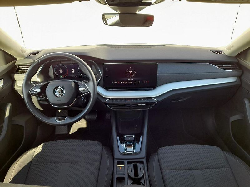 Škoda Octavia Combi M-HEV Style Plus Navi 1. - fotka 5 z 29