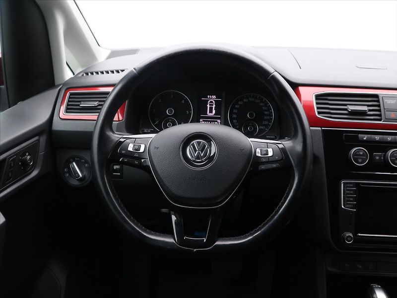 Volkswagen Caddy 2,0 TDI 110kW DSG Highline - fotka 14 z 31