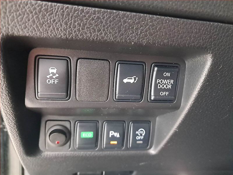 Nissan X-Trail (2017) Tekna 1.6 dCi, Automat, Kůže - fotka 18 z 23