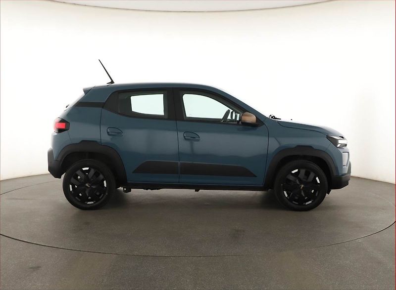 Dacia Spring (2025) Electric 65 (27 kWh), SoH 96% - fotka 6 z 19