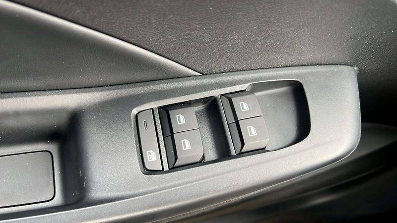 MG MG3 ICE EXCITE 1.5L (85kW/116k) MT - fotka 20 z 35
