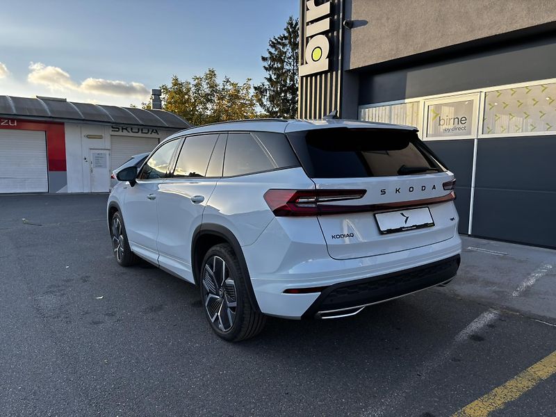 Škoda Kodiaq (2025) Sportline 2.0 TDI (142 kW) 4WD - fotka 4 z 12
