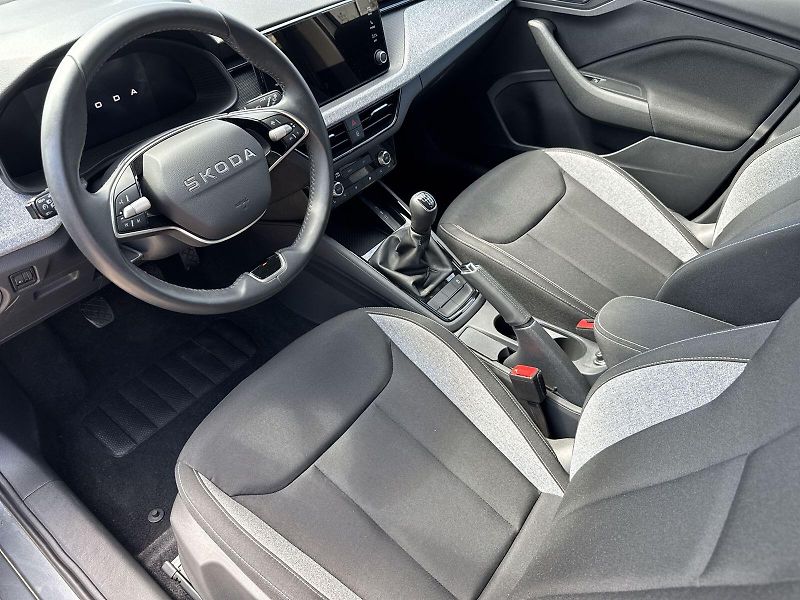 Škoda Scala (2025) 1.0 TSI Selection - fotka 6 z 31