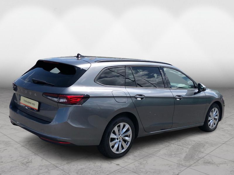 Škoda Superb COMBI 2.0 TDi DSG 7st. SELECTI - fotka 2 z 30