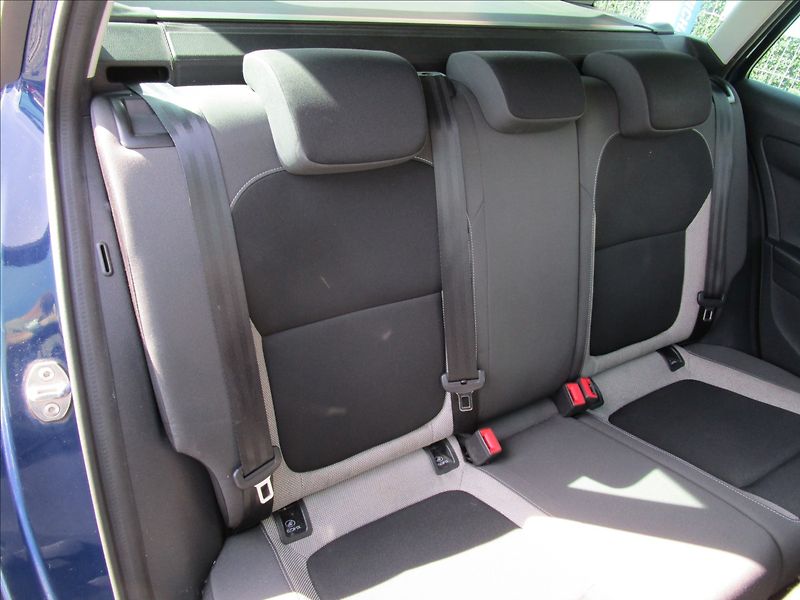 Škoda Fabia Combi 1.0TSi Ambition, Klima - fotka 22 z 36