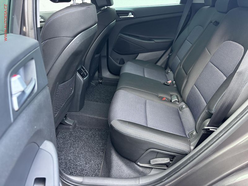 Hyundai Tucson (2016) 2.0 CRDi 4x4, AT, navi, TZ - fotka 10 z 20