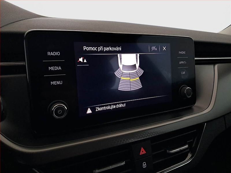 Škoda Scala (2021) 1.0 TSI, ČR,1.maj, Tempomat - fotka 19 z 19