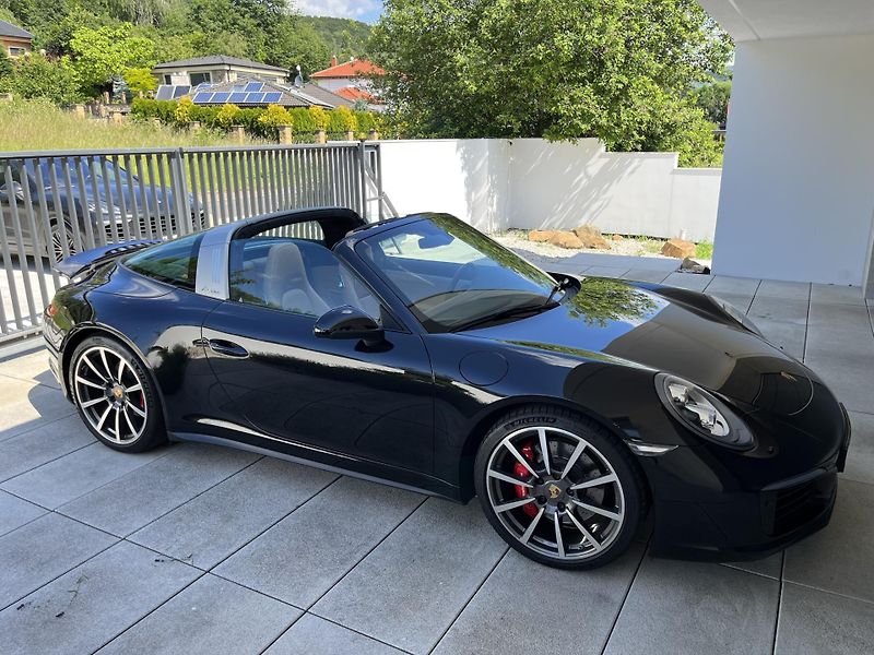 Porsche 911 Targa 4S 991.2 309 kW - fotka 4 z 31